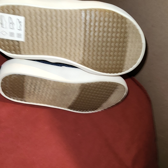 Sperry toddler - Picture 2 of 5